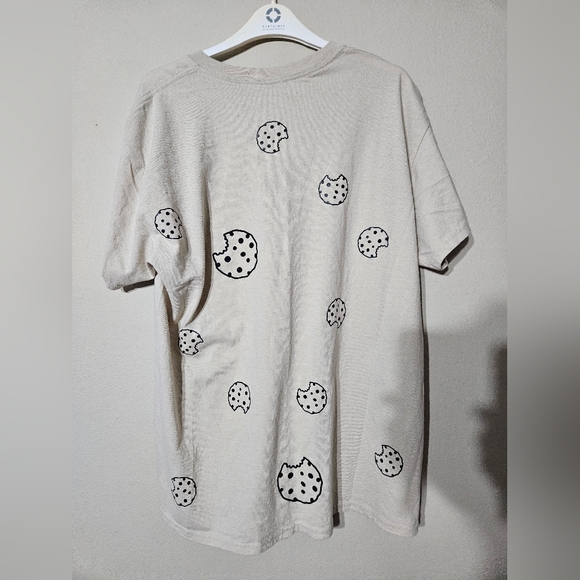 Tan Cookies Tshirt Large - Picture 3 of 3